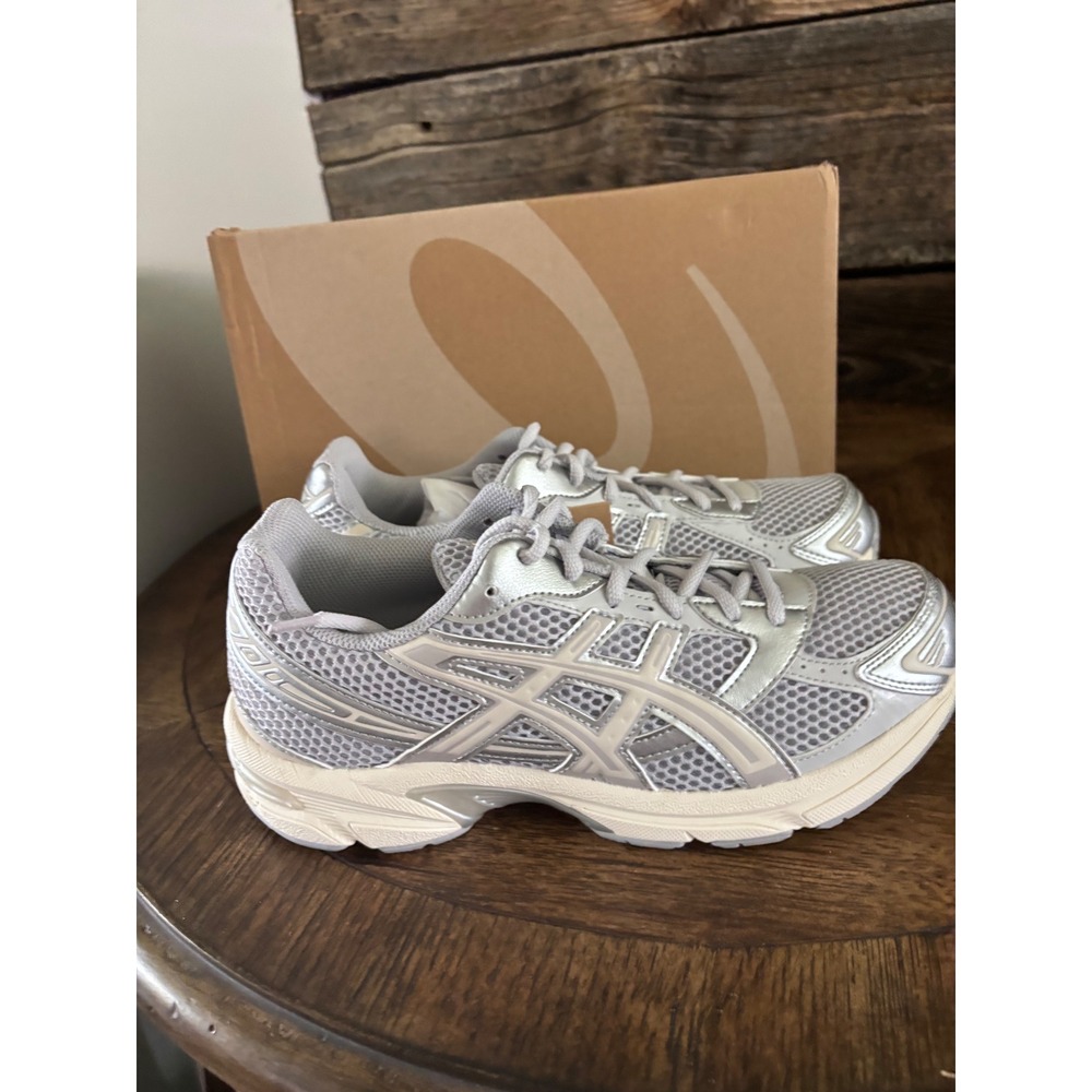 ASICS GEL-1130 Cloud Grey Oatmeal Metallic Silver Shoes 1202A164-023 Womens 9